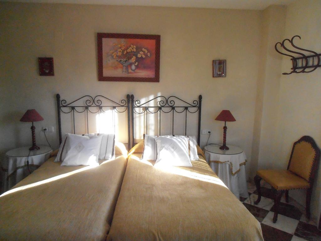 Alojamiento Rural Torre Hueca Hotel Pinos Puente Habitación foto