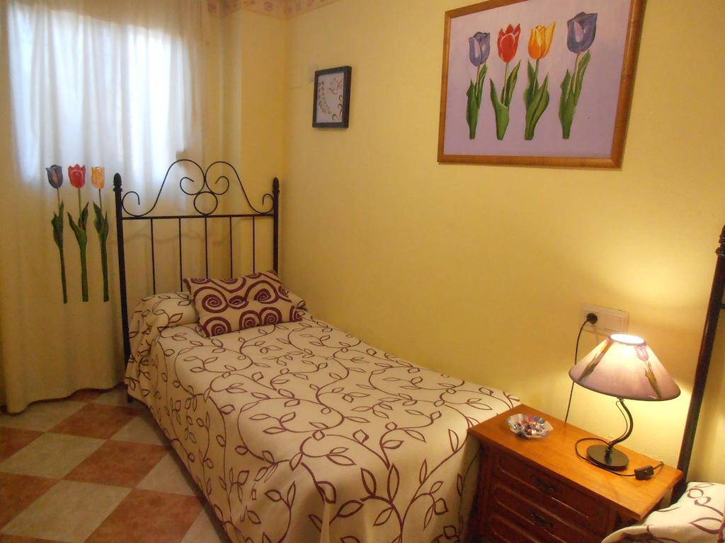 Alojamiento Rural Torre Hueca Hotel Pinos Puente Habitación foto